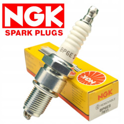 ŚWIECA ZAPŁONOWA NGK BP6ES M14 DO HONDA GX 120 160 200 I KAWASAKI FC150