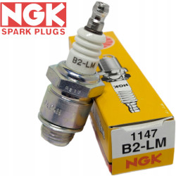 ŚWIECA ZAPŁONOWA BRIGGS STRATTON CLASSIC M14 NGK B2-LM SPRINT QUANTUM